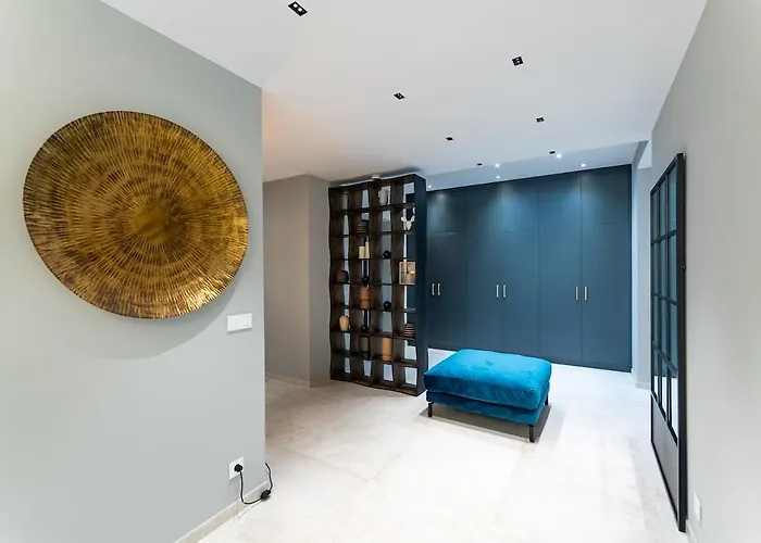 4 - Parking - Piscine Commune Apartamento *