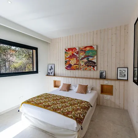 Appart Hotel 4 Chambres Piscine & Jacuzzi A Saint-Raphael Appartement *