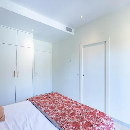 Appartement Appart Hotel 4 Chambres Piscine & Jacuzzi A Saint-Raphael Saint-Raphaël
