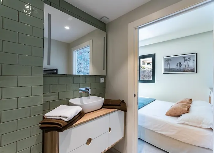 4 - Parking - Piscine Commune Apartmán Saint-Raphaël